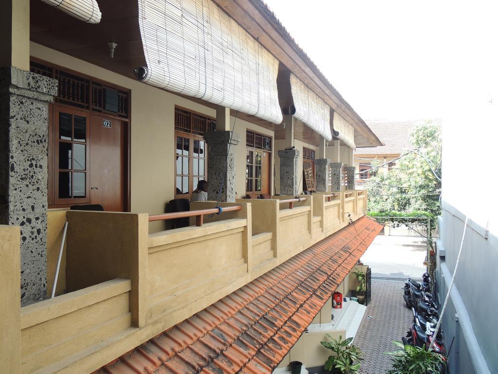 Jesens Inn III Kuta Lombok Zewnętrze zdjęcie